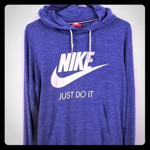 Nike hoodie size medium